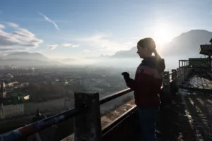 Photo sur les hauteurs de Grenoble famille, grossesse, naissance